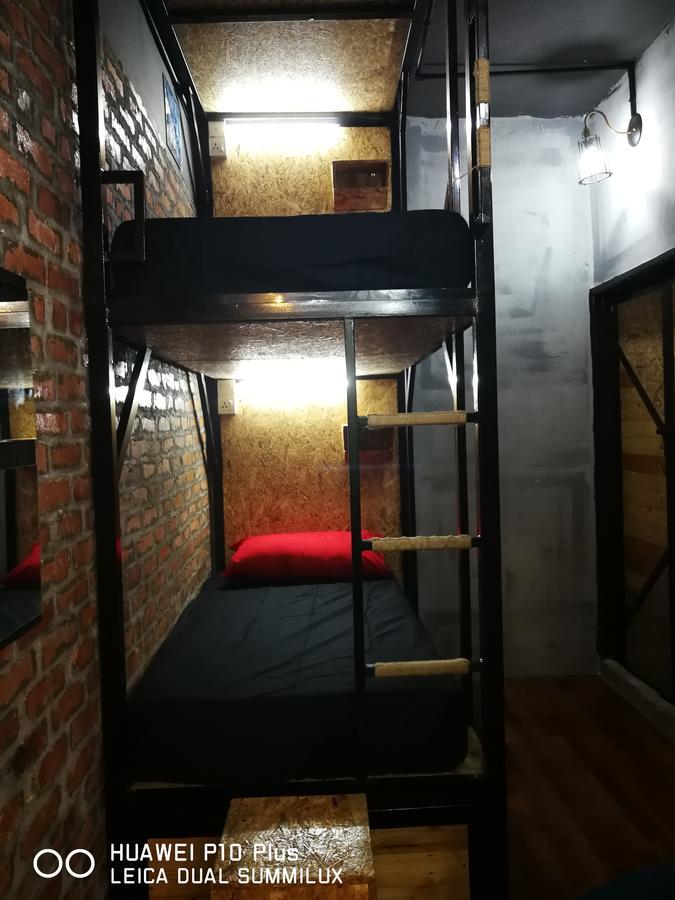 The Bunk Backpackers Hostel By Fleur Sepang Exterior photo