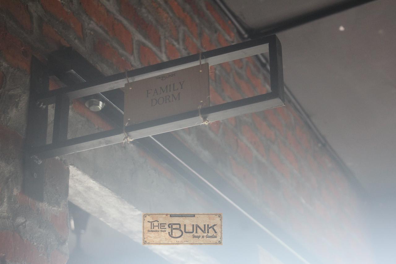 The Bunk Backpackers Hostel By Fleur Sepang Exterior photo