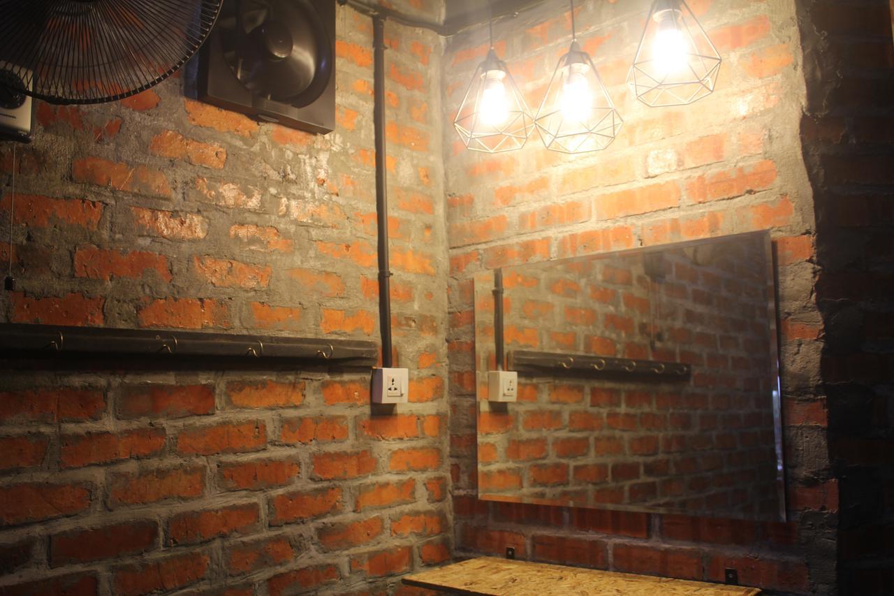 The Bunk Backpackers Hostel By Fleur Sepang Exterior photo
