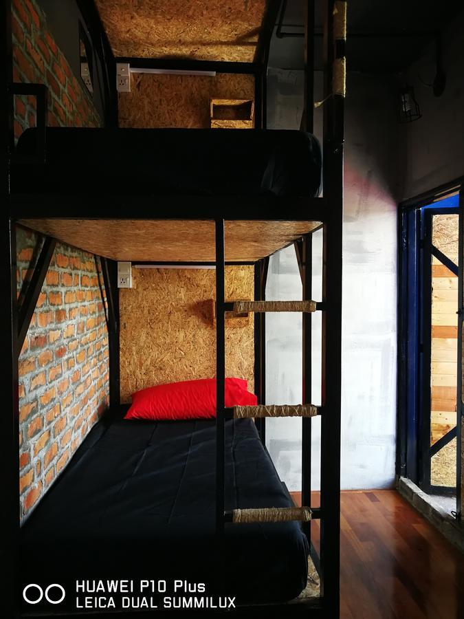 The Bunk Backpackers Hostel By Fleur Sepang Exterior photo